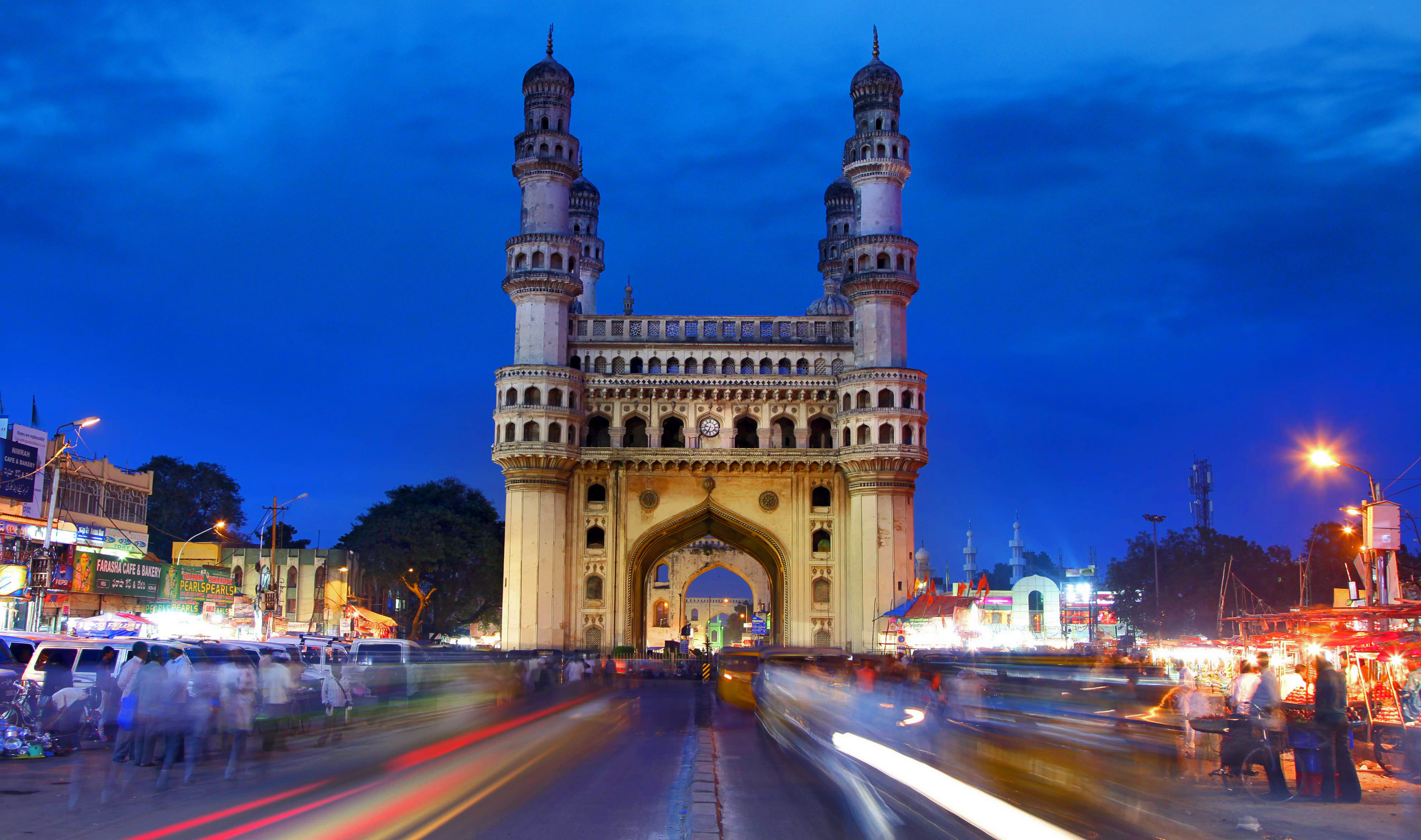 charminar-landscape